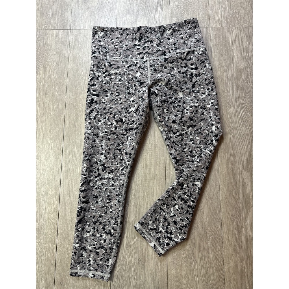 Athleta Elation Printed 7/8 Tight Leggings Women's Medium M 22" Colorful Summer